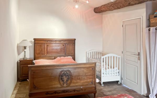 Maison à vendre    5 pièces •  Marseillan