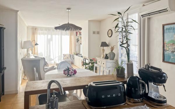 Maison à vendre    5 pièces •  Marseillan