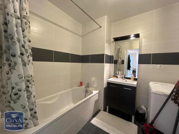 Appartement à louer 3 pièces 52.95m² Lyon (69002)