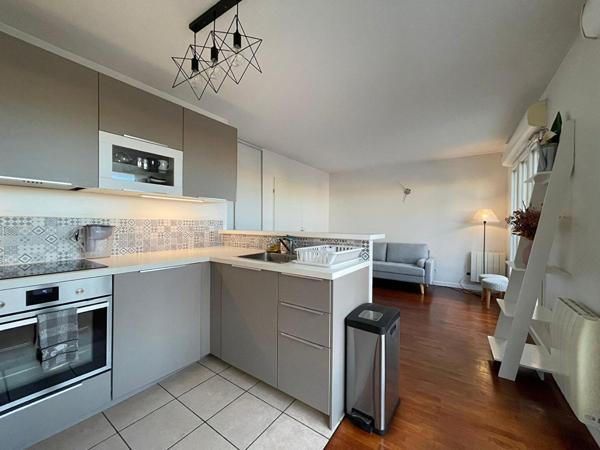 2P MEUBLE - CENTRE VILLE - PARKING