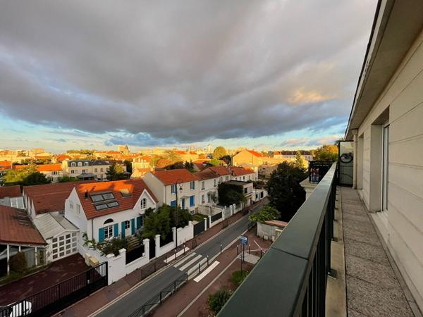 2P MEUBLE - CENTRE VILLE - PARKING