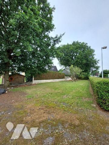 À VENDRE - LIFFRÉ (35) - Terrain à bâtir d'environ 400 m² (Environ 37 m (en façade) × 13 m ) à ...