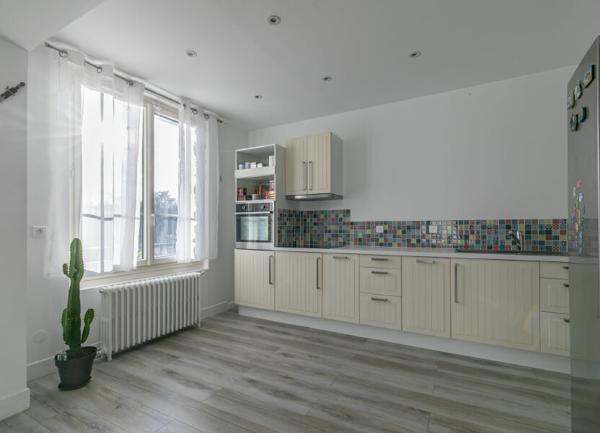 Maison à vendre    5 pièces • 130 m2 Chelles