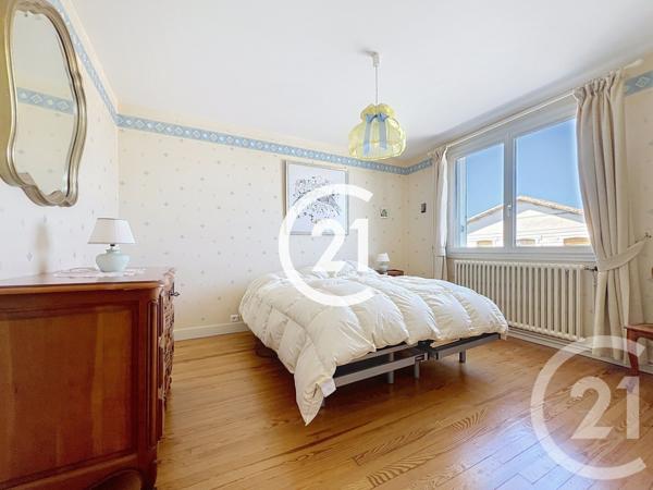 Maison à vendre  5 pièces - 151 m2 COGNAC - 16