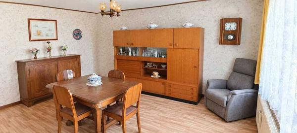 Maison à rénover avec grange et terrain de 1 969 m²