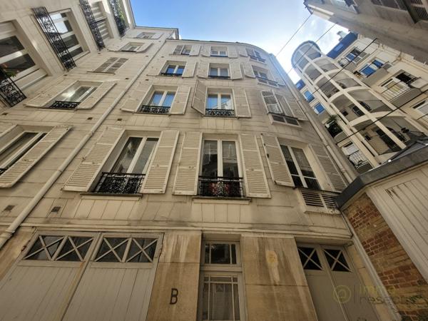 Chambre à PARIS 17EME ARRONDISSEMENT (75017)