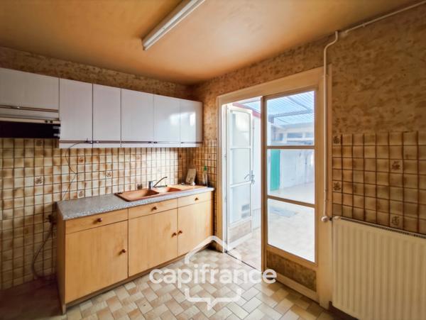 Maison à vendre 3 pièces MONDOUBLEAU (41) - terrain de 674 m² -