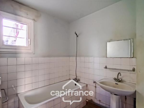 Maison à vendre 3 pièces MONDOUBLEAU (41) - terrain de 674 m² -