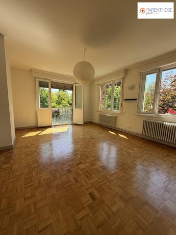 Appartement 3 chambres dans une petite copropriété avec jardin et stationnement