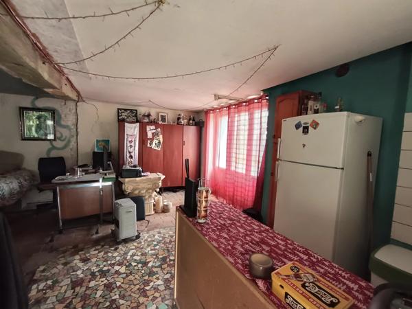 Maison à rénover de 60 m² à Sammarçolles