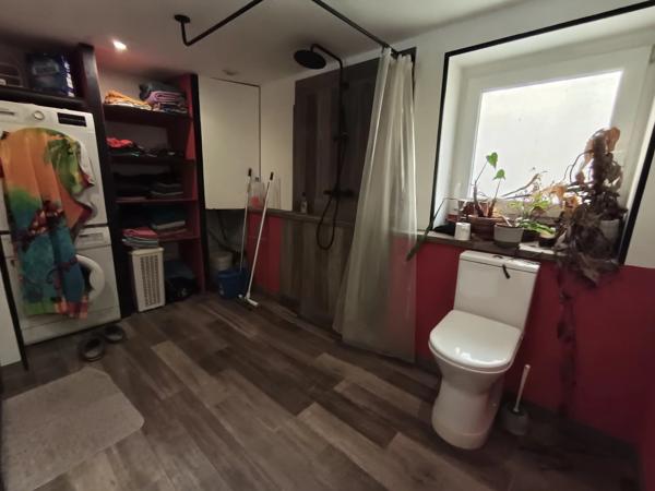 Maison à rénover de 60 m² à Sammarçolles