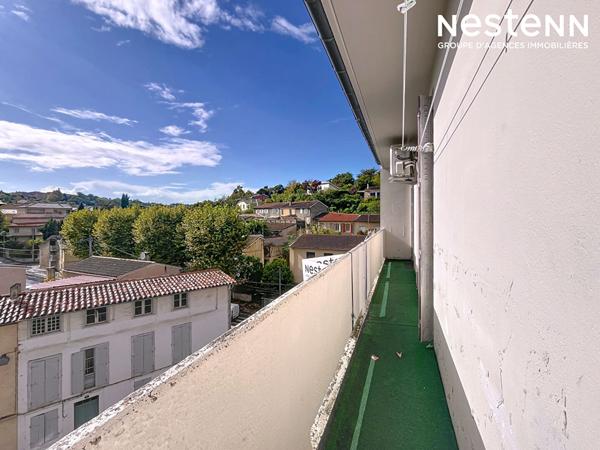 Appartement Auch 3 pièces de 60 m2 entièrement refait a neuf avec balcon