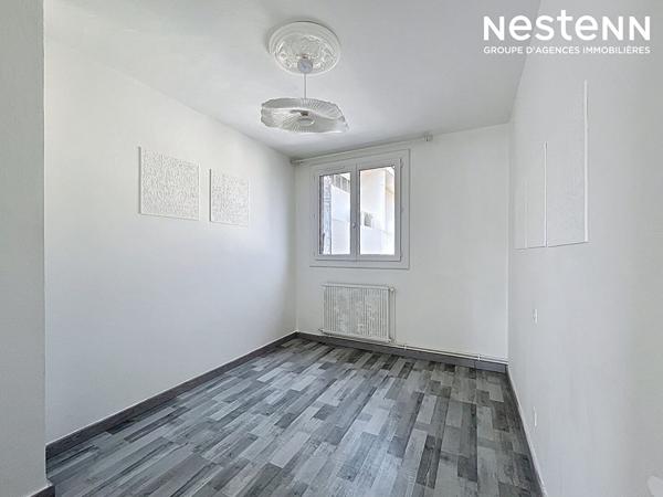 Appartement Auch 3 pièces de 60 m2 entièrement refait a neuf avec balcon