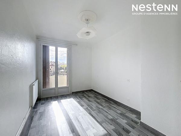 Appartement Auch 3 pièces de 60 m2 entièrement refait a neuf avec balcon