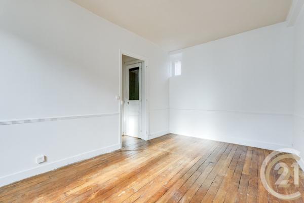 Appartement F2 à vendre  2 pièces - 38 m 2   PARIS  - 75015
