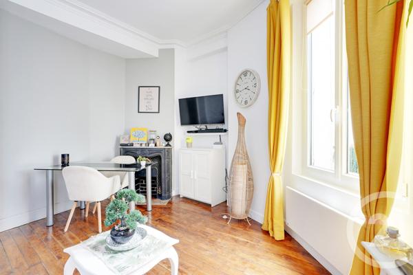 Appartement F2 à vendre  2 pièces - 38 m 2   PARIS  - 75015