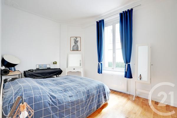 Appartement F2 à vendre  2 pièces - 38 m 2   PARIS  - 75015