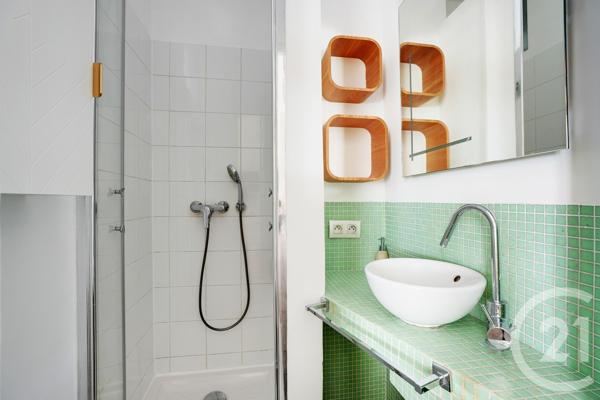 Appartement F2 à vendre  2 pièces - 38 m 2   PARIS  - 75015