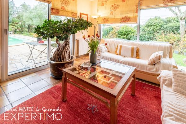 Challans (85300) Magnifique maison d'architecte de 185m², 4 chambres et piscine + 2è maison 50m²