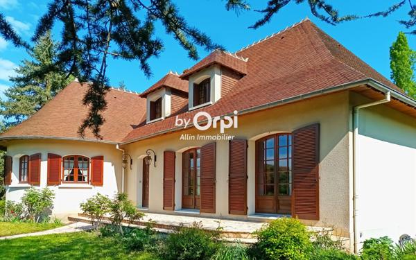 Maison à vendre    6 pièces •  Domérat