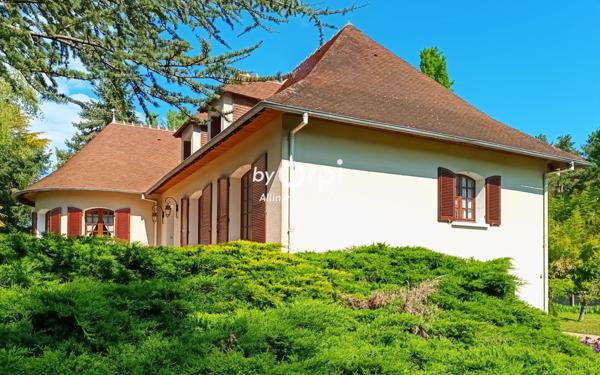 Maison à vendre    6 pièces •  Domérat