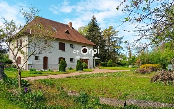 Maison à vendre    6 pièces •  Domérat