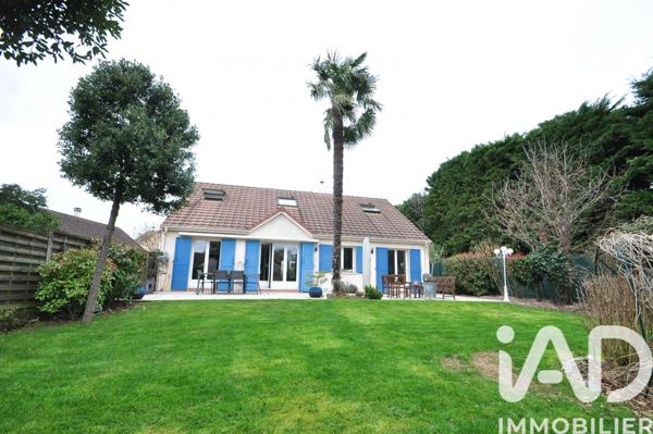 Maison à vendre 7 pièces 140 m² Montévrain