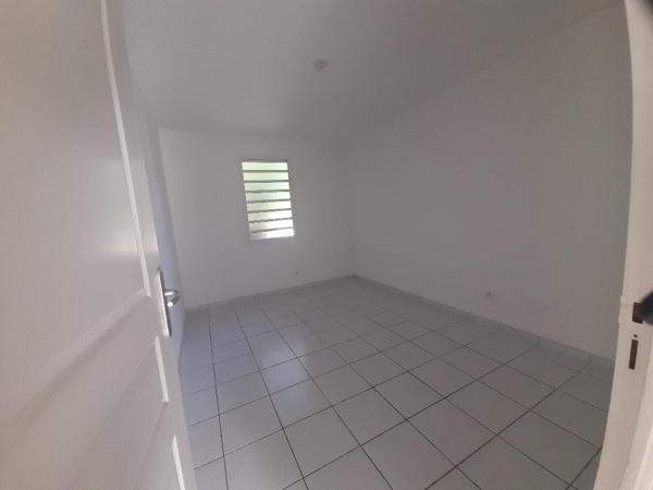Appartement t4 Secteur Lamentin superficie 74 m2