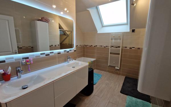 Maison à vendre    5 pièces •  La Ferté-Gaucher