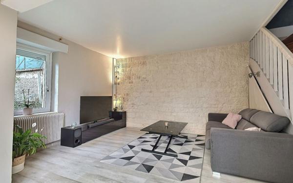 Maison à vendre    4 pièces •  Soisy-sur-Seine