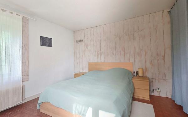 Maison à vendre    4 pièces •  Soisy-sur-Seine