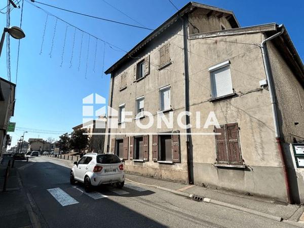 À vendre Immeuble 307 m² - Le Péage-de-roussillon 38550