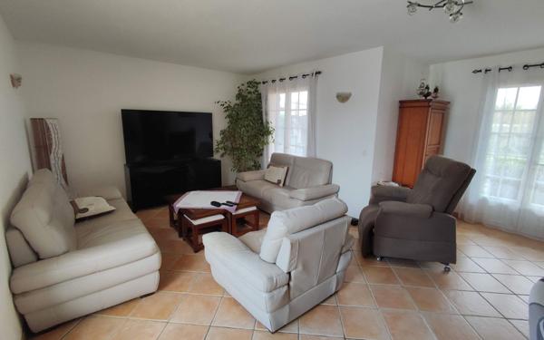Maison à vendre    6 pièces •  Cuxac-d'Aude