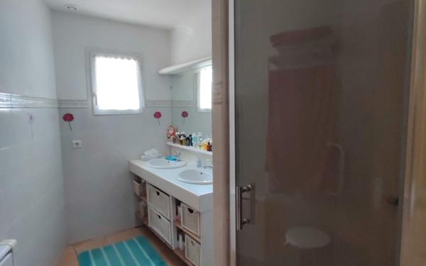 Maison à vendre    6 pièces •  Cuxac-d'Aude