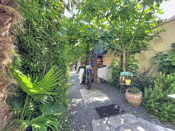 Charmante maison de caractère située dans le vieil Auch.