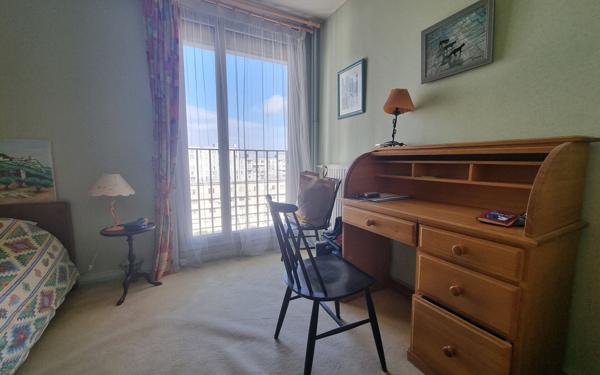 Appartement à vendre    4 pièces • 80,02 m2 Colombes