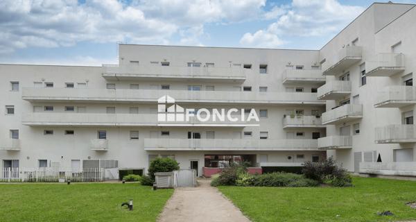 À vendre Appartement 2 pièces 41.9 m² - ÉVry-courcouronnes 91000