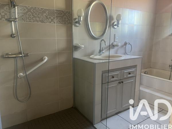 Maison à vendre 7 pièces 140 m² Montbrison