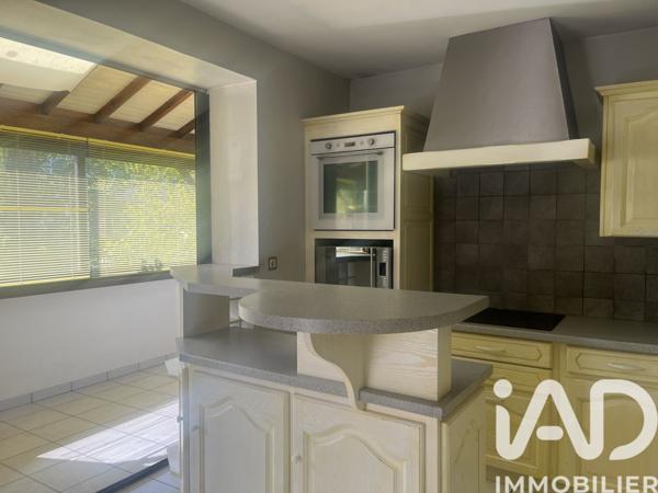 Maison à vendre 7 pièces 140 m² Montbrison