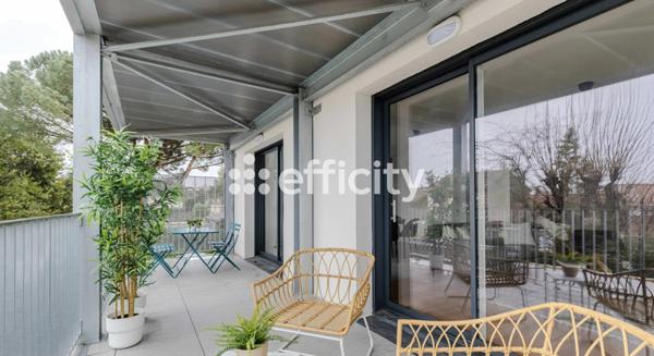 Immeuble 10 pièces - 268 m²