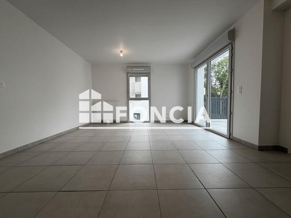 Location Appartement 3 pièces 63.1 m² - ATLANTIS B08 - 28 RUE DE ROYAN La Rochelle 17000