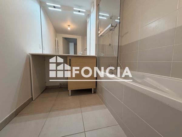 Location Appartement 3 pièces 63.1 m² - ATLANTIS B08 - 28 RUE DE ROYAN La Rochelle 17000