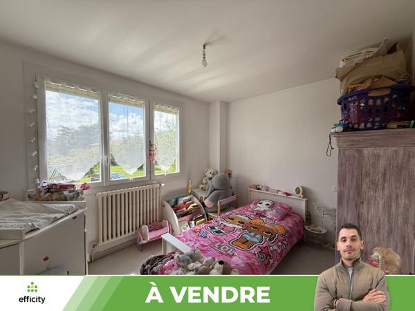 Maison
         6 pièces
        - 102 m² Exclusivité 127 000 € *