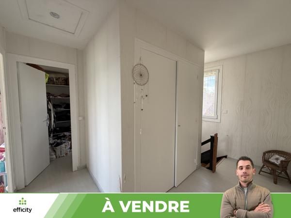 Maison
         6 pièces
        - 102 m² Exclusivité 127 000 € *