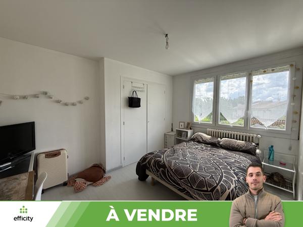 Maison
         6 pièces
        - 102 m² Exclusivité 127 000 € *