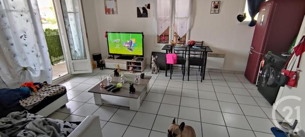 Appartement T3 à vendre  3 pièces - 50,77 m 2   LA REOLE  - 33