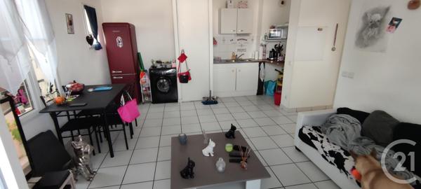 Appartement T3 à vendre  3 pièces - 50,77 m 2   LA REOLE  - 33