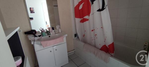 Appartement T3 à vendre  3 pièces - 50,77 m 2   LA REOLE  - 33