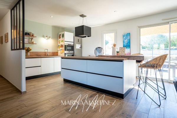 Villa lumineuse 3 chambres avec piscine et grand jardin à 5 min de Carcassonne