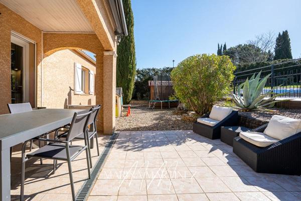 Villa lumineuse 3 chambres avec piscine et grand jardin à 5 min de Carcassonne
